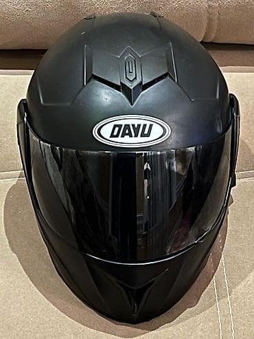 moto kaskı: Transformers dayu.Vizoru qara.Interkomsuz satilir.M razmer — 3