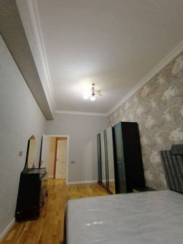 razınde kıraye evler: Sumqayıt şəhəri,Bulvar küçəsi,Krsital2də10 mərtəbəli binanın 6cı — 7