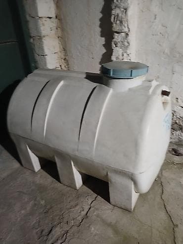 ev qaplari: Bak, Plastik, 1000 l l — 2