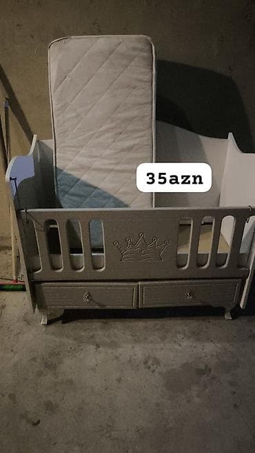 Uşaq beşiyi və döşək: - Material: ağac/MDFlaminat görünüşlü, ön