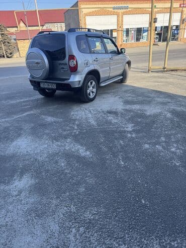 дом на колесах turbo az: Chevrolet Niva: 1.7 l | 2016 il 65 km Universal — 2