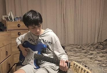 Elektrik gitara və kombik seti - Gitara: Strat tipli elektrik gitara — 2
