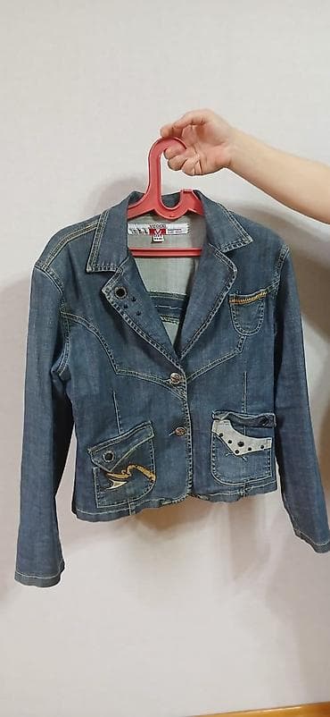 Qadınlar üçün cins jaket - Material: klassik mavi denim (cins), qalın lalafo.az -da Qadınlar üçün cins jaket - Material: klassik mavi denim (cins), qalın