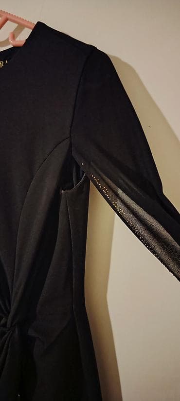 1 dəfə toya geyinilib m razmer s - ə də gedər 90 azn alınıb 50 azn — 2