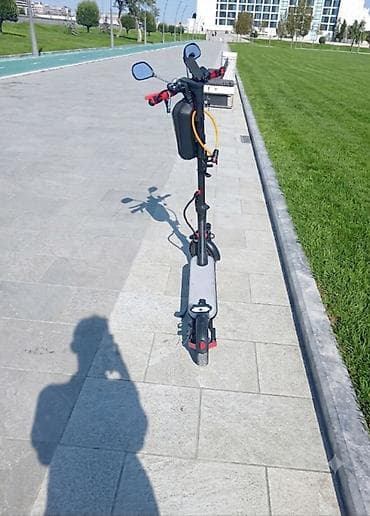 İşlənmiş Elektrik samokat 7", 351 - 500 Vt, 26 - 35 km/s, Ünvandan götürmə — 4