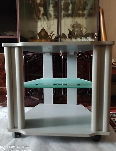 Televizor üçün stend/konzol - Material: üst və alt panel MDF tipli