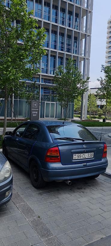 brabus disk: Opel Astra G sedan, tünd mavi rəng - Kuzov: 4 qapılı sedan, arxa şüşə — 1