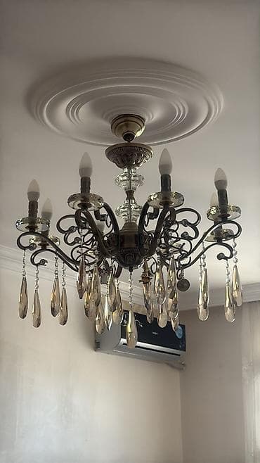 mebel trimo: SdÇılçıraq 100 azn. İşləkdir. Ünvan Əhmədli.
k6262~SD — 1