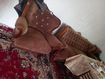 kreslo divan: Ruminiya divan desti Evden cixmalidi,temir gedir deya Qiymet 400 azn — 1