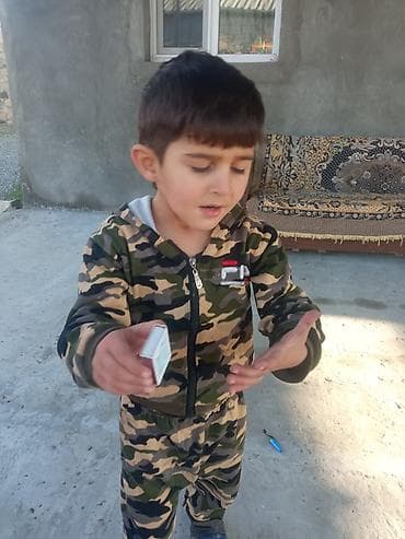 Uşaq üçün kamuflyaj naxışlı iki hissəli idman dəsti - Dizayn — 1