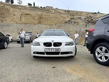 qar tekeri: BMW 5 series: 2.5 l | 2004 il Sedan — 1