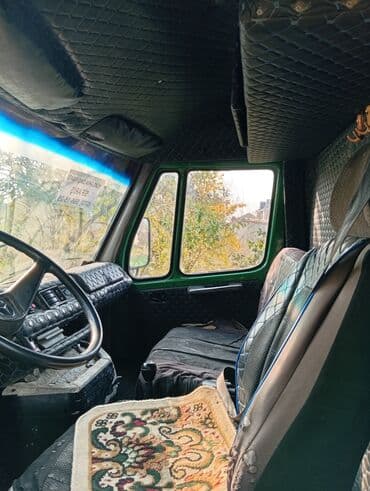 su getiren masinlar: Yükdaşıma xidməti – yaşıl rəngli iri həcmli yük mikroavtobusu - Uzun — 7