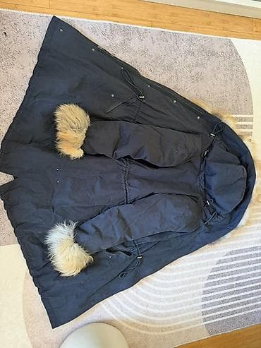 sulu qelyan: Qadın üçün qışlıq parka 1000 azn alinib cox az geyinilib teze kimidir — 2