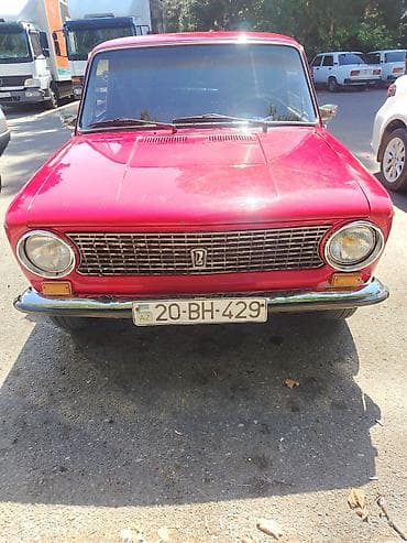 opel vektra b: VAZ 2101 “Jiquli” – klassik sedan Xüsusiyyətlər: - Kuzov: 4 qapılı — 3