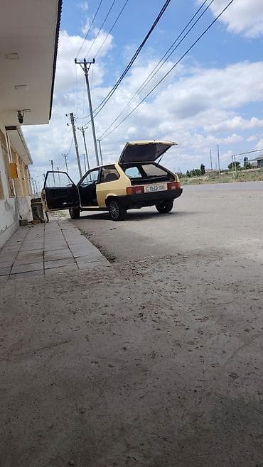 Avtomobil satışı: VAZ (LADA) 2108: 1.3 l | 1986 il 159999 km Hetçbek — 4
