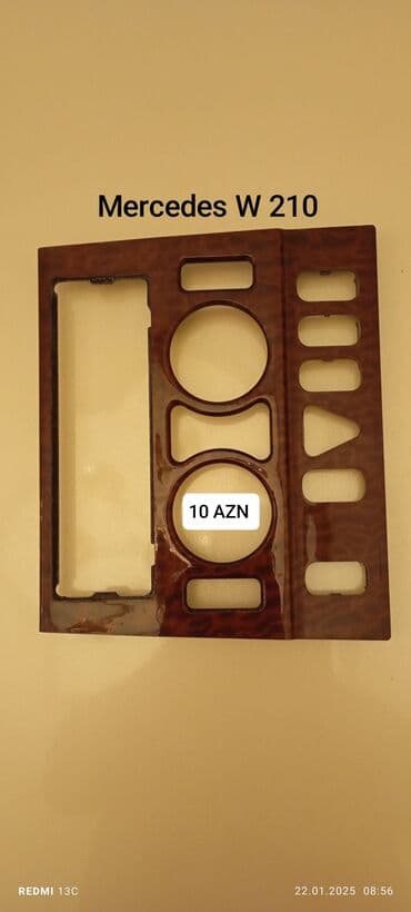 yeşqa mersedes: Mercedes Benz salon aksesuarları . Qiyməti malın üzərində qeyd olunub — 17