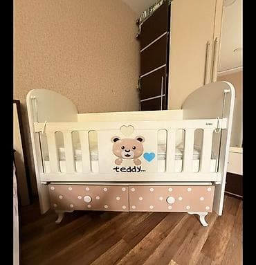 doşəklər: Oğlan və qız üçün, Dördbucaq, Beşik, Dəstsiz, Matrassız, Yellənmə mexanizmsiz — 1