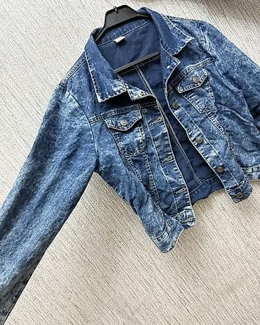 kolej jaket: Mavi cins gödəkcə - Klassik denim dizaynı, turşu yuyulma (acid-wash) — 3