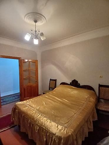 2 otaqlı ev: Bakixanovda gözəl yerde merkezde İcra hakimiyyətinin yanında 2/9 — 6