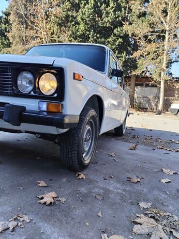 İli 1999 
Barter var