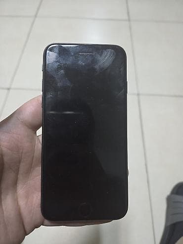 note 11 ikinci el: IPhone SE 2020, 128 GB, Jet Black, Qırıq — 1