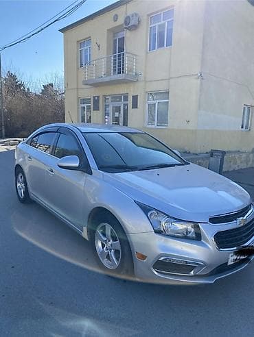 renault dacia logan: Chevrolet Cruze: 1.4 l | 2015 il 180000 km Sedan — 4