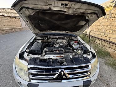 turbo az 06 ucuz: Mitsubishi Pajero: 3.5 l | 2011 il 237400 km Ofrouder/SUV — 10