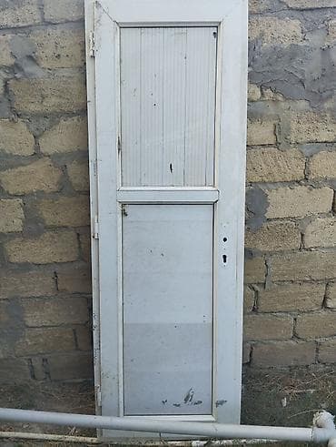 bağ üçün işıq: PVC qapılar – 2 ədəd Təsvir: - Material: Ağ rəngli PVC/profil karkas — 3