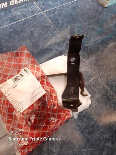 запчасти на бм34: Təci̇li̇ satilir!!! çeşka w202 üçün alınıb orginal febi,qol — 1