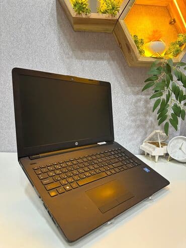monitor ekran: İşlənmiş HP Pavilion, 15.6 ", Intel Celeron, 256 GB — 4
