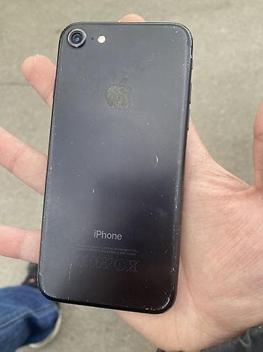 iphone 8s plus: IPhone 7, 32 GB — 2