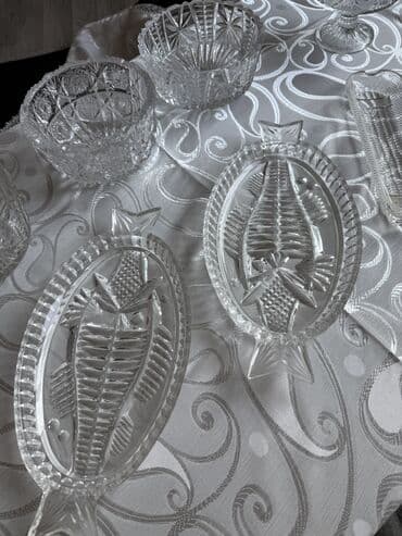 pul qablari: Qab qacaq boyuk baliqlar her biri 15
digerleri 10 azn — 4