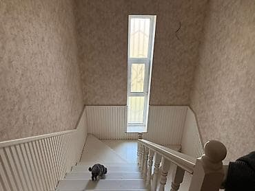 qurtulus 93 de satilan evler: 360 kv. m, 10 otaq — 6