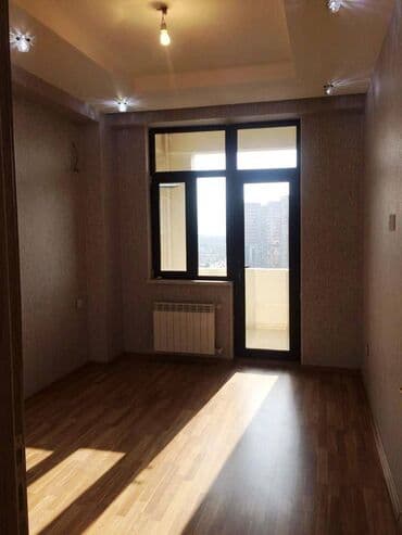 20 yanvarda 2 otaqli evler: 2 otaqlı, Yeni tikili, 59 kv. m — 3