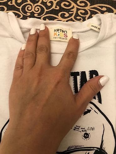 Koftalar, sviterlər: Futbolka, Oğlan üçün, 7 - 8 yaş — 9