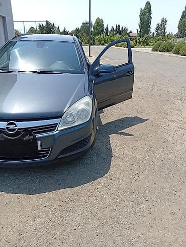 Opel Astra: 1.3 л | 2009 г. 440000 км Универсал — 3