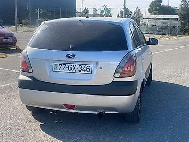 tofas satilir: Kia Rio: 1.5 l | 2010 il Hetçbek — 9