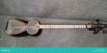 Tar tar (Azərbaycan tarı) - Korpus: iki gövdəli (kiçik və böyük — 1