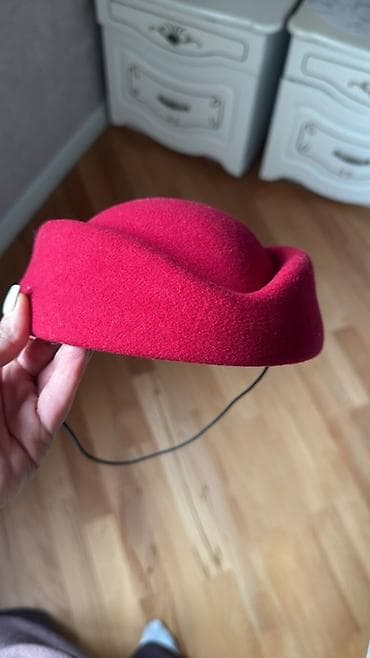 dini paltarlar: Qırmızı mini şlyapa/fasçinator - Stil: klassik pillbox/fasçinator — 2