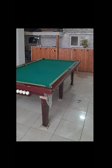 Blyard qiyməti 500 manat üzərində şarlarıüçbucağı və 3 ədəd kiy