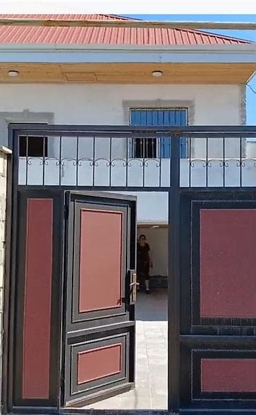 ev tavan modelleri: 2 mərtəbəli həyət evi - Dəmir giriş qapısı və geniş darvaza - — 1