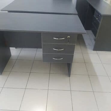 ofis masası 2. el: Yeni, İşçi üçün, Künc masa — 6