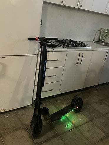 Elektrik skuter - Rəng: Qara, gövdə üzərində LED işıqlar (gövdənin lalafo.az -da Elektrik skuter - Rəng: Qara, gövdə üzərində LED işıqlar (gövdənin