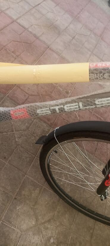 velosiped 2 ci əl: Yeni Şəhər velosipedi 28", sürətlərin sayı: 1, Ünvandan götürmə — 8