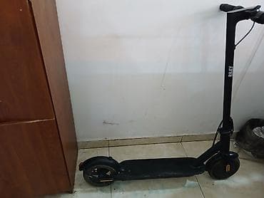 Elektirik Sukuter Satilir tecili qiymet sondu sag sol işiglari var