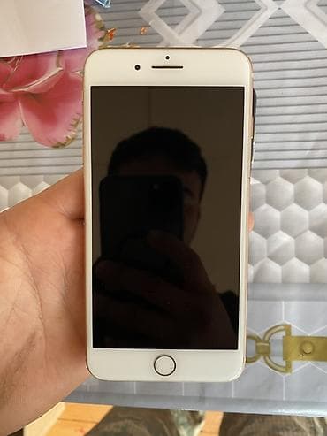 iphone 11 barter: IPhone 8 Plus, Qızılı, Barmaq izi — 4