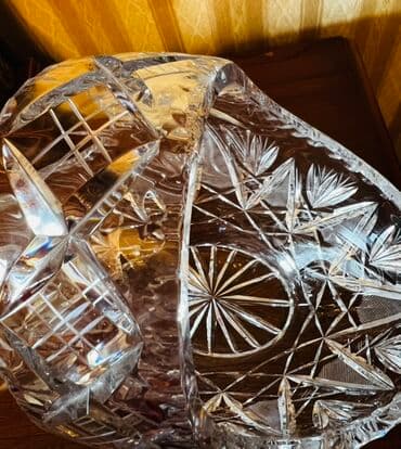 Mətbəx aksesuarları: Xrustal sebet Qiymeti 55 manat Qulpunda az defekt var Tutacaqlı, zərif — 3