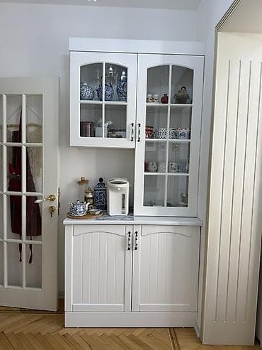 yumuru masa: Masa və oturacaqlar — 6