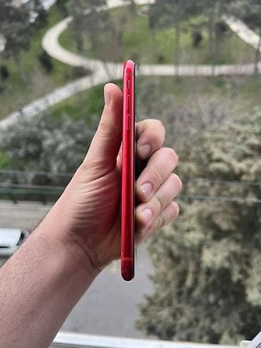 iphone xr barter: IPhone Xr, Qırmızı, Face ID — 4