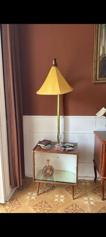 Retro döşəmə lampası - Üslub: vintage/retro dizayn, klassik